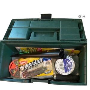Grand paws tackle box - crab lines lures weights